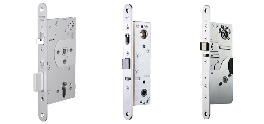 ASSA-Abloy Locks Hinge Repair in Oak Forest